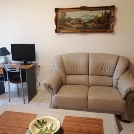 Gallery Suites "Athina" Mesolóngion المظهر الخارجي الصورة