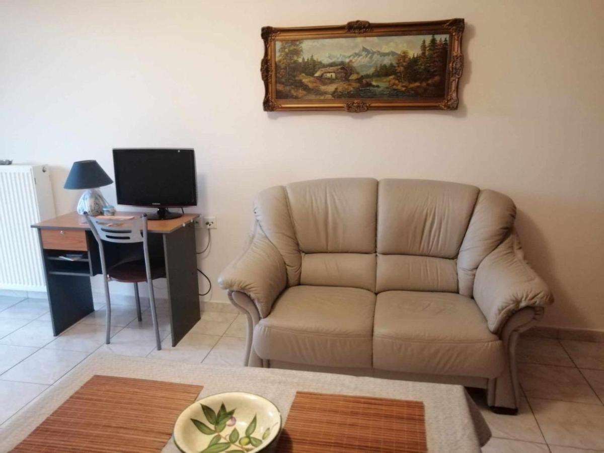 Gallery Suites "Athina" Mesolóngion المظهر الخارجي الصورة